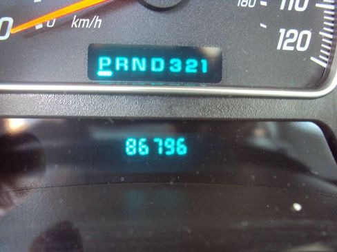 Used 2005 GMC Envoy SLE AWD/4WD image 14