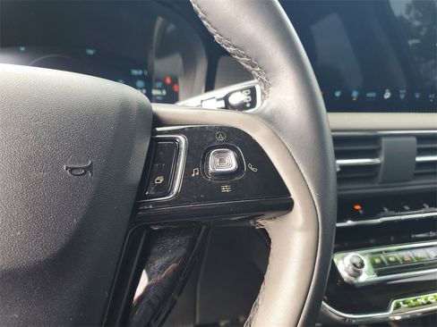 Used 2023 Lincoln Corsair FWD w/ Equipment Group 101A image 30