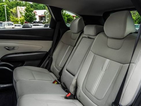 Certified 2025 Hyundai Tucson SEL FWD image 38