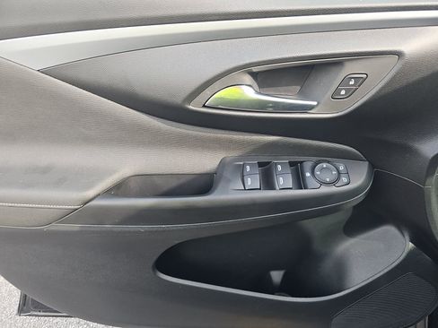 Used 2026 Buick Envista Preferred w/ Advanced Safety Package FWD image 16
