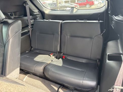 Used 2024 Mitsubishi Outlander AWD image 20