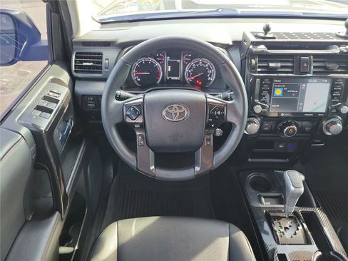 Used 2022 Toyota 4Runner TRD Off-Road Premium image 11