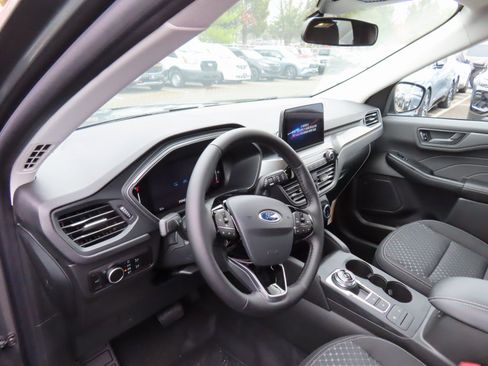 New 2026 Ford Escape Active w/ Cold Weather Package image 8