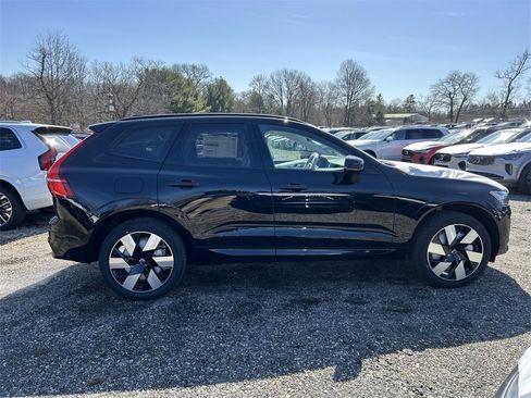 New 2025 Volvo XC60 T8 Plus w/ Protection Package Premier image 9