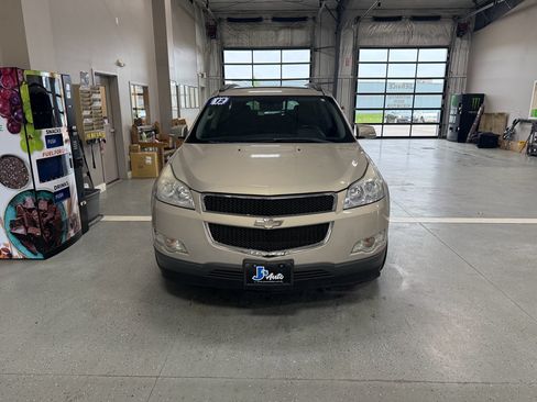 Used 2012 Chevrolet Traverse LT w/ All-Star Edition AWD/4WD image 3
