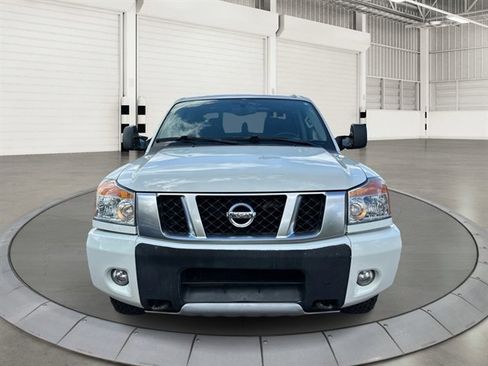 Used 2014 Nissan Titan PRO-4X AWD/4WD image 8