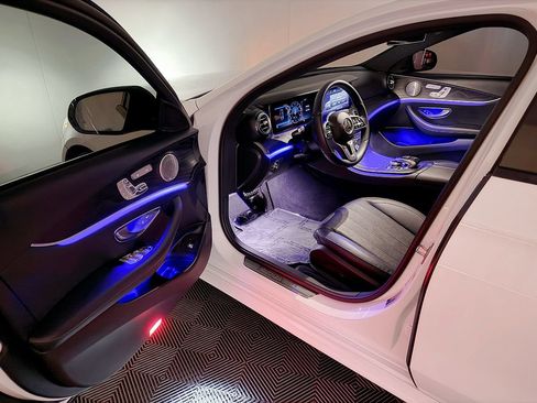 Used 2020 Mercedes-Benz E 350 Sedan image 35