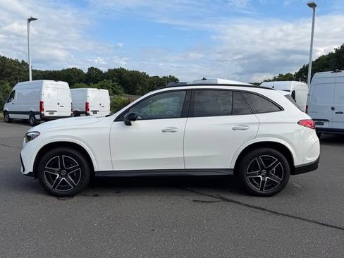 Used 2023 Mercedes-Benz GLC 300 4MATIC image 4