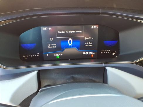 Used 2022 Volkswagen Taos SE image 17