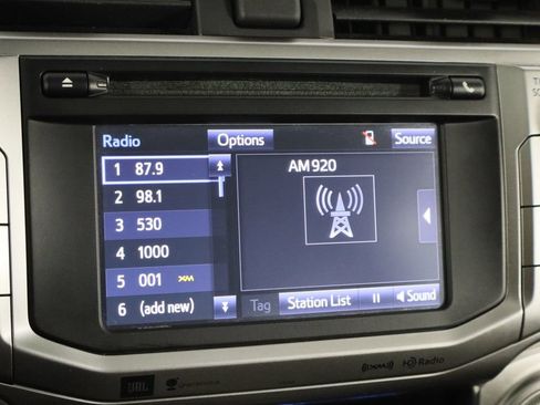 Used 2018 Toyota 4Runner SR5 image 34