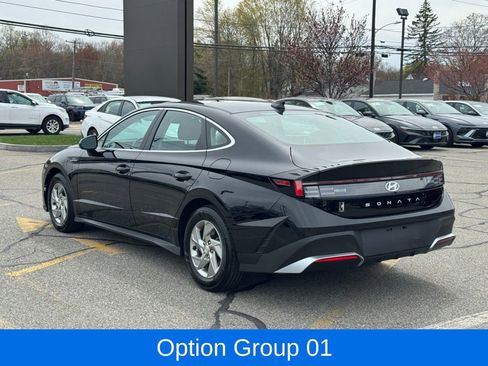 Used 2025 Hyundai Sonata SE FWD image 3