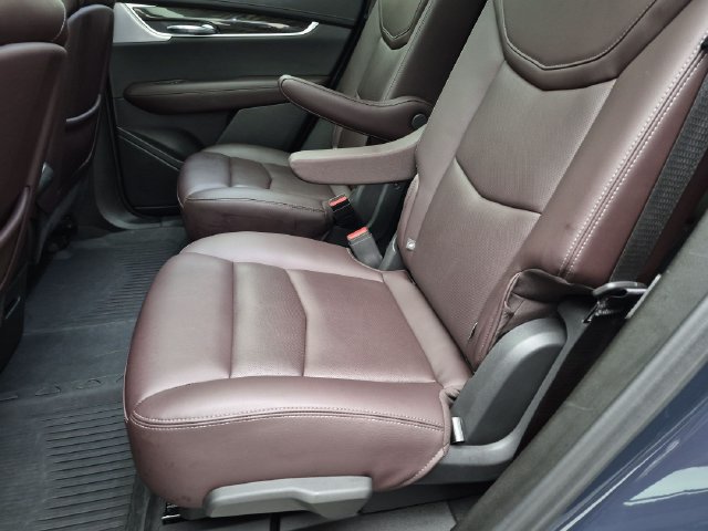 Certified 2024 Cadillac XT6 Premium Luxury w/ LPO, Floor Liner Package AWD/4WD image 22