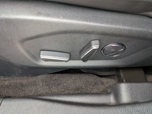 Used 2018 Ford Explorer Platinum AWD/4WD image 20