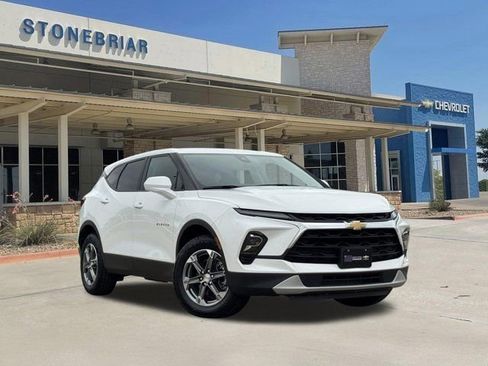 Used 2023 Chevrolet Blazer LT w/ LPO, Floor Liner Package FWD image 2