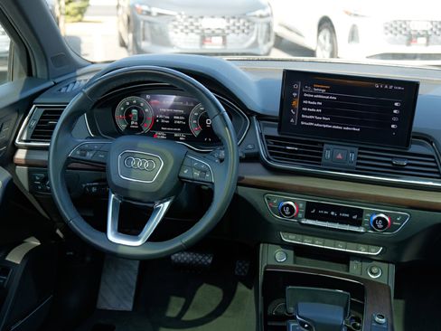 Used 2023 Audi Q5 2.0T Premium Plus image 34