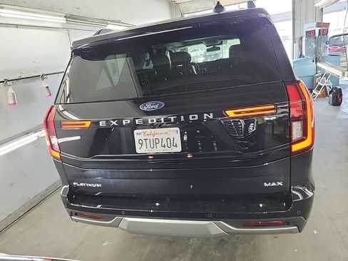 Used 2025 Ford Expedition Max Platinum image 4