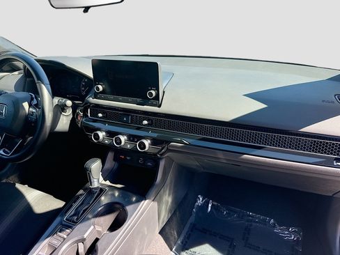 Used 2023 Honda Civic Sport image 31