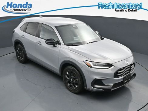 Used 2024 Honda HR-V Sport image 18