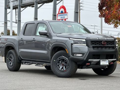 New 2026 Nissan Frontier PRO-4X image 2