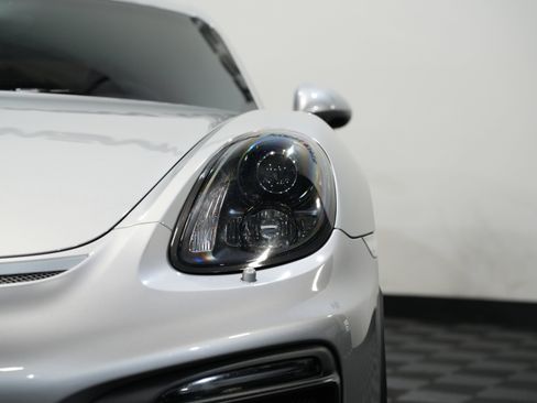 Used 2016 Porsche Cayman GT4 image 10