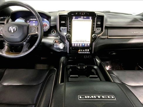 Used 2019 RAM 1500 Limited w/ Off Road Group image 15