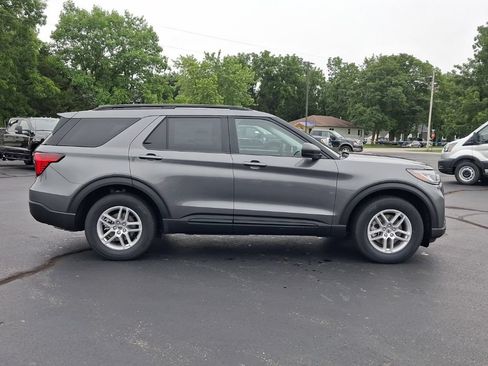 New 2026 Ford Explorer Active AWD/4WD image 21