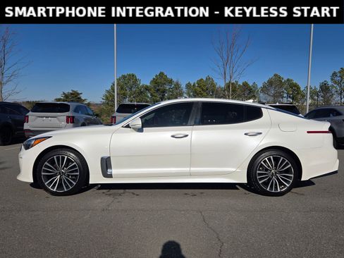 Certified 2019 Kia Stinger Base image 4