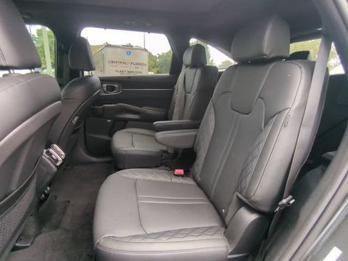 Used 2026 Kia Sorento SX Prestige AWD/4WD image 17