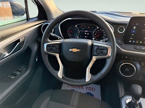 Used 2024 Chevrolet Blazer LT image 13