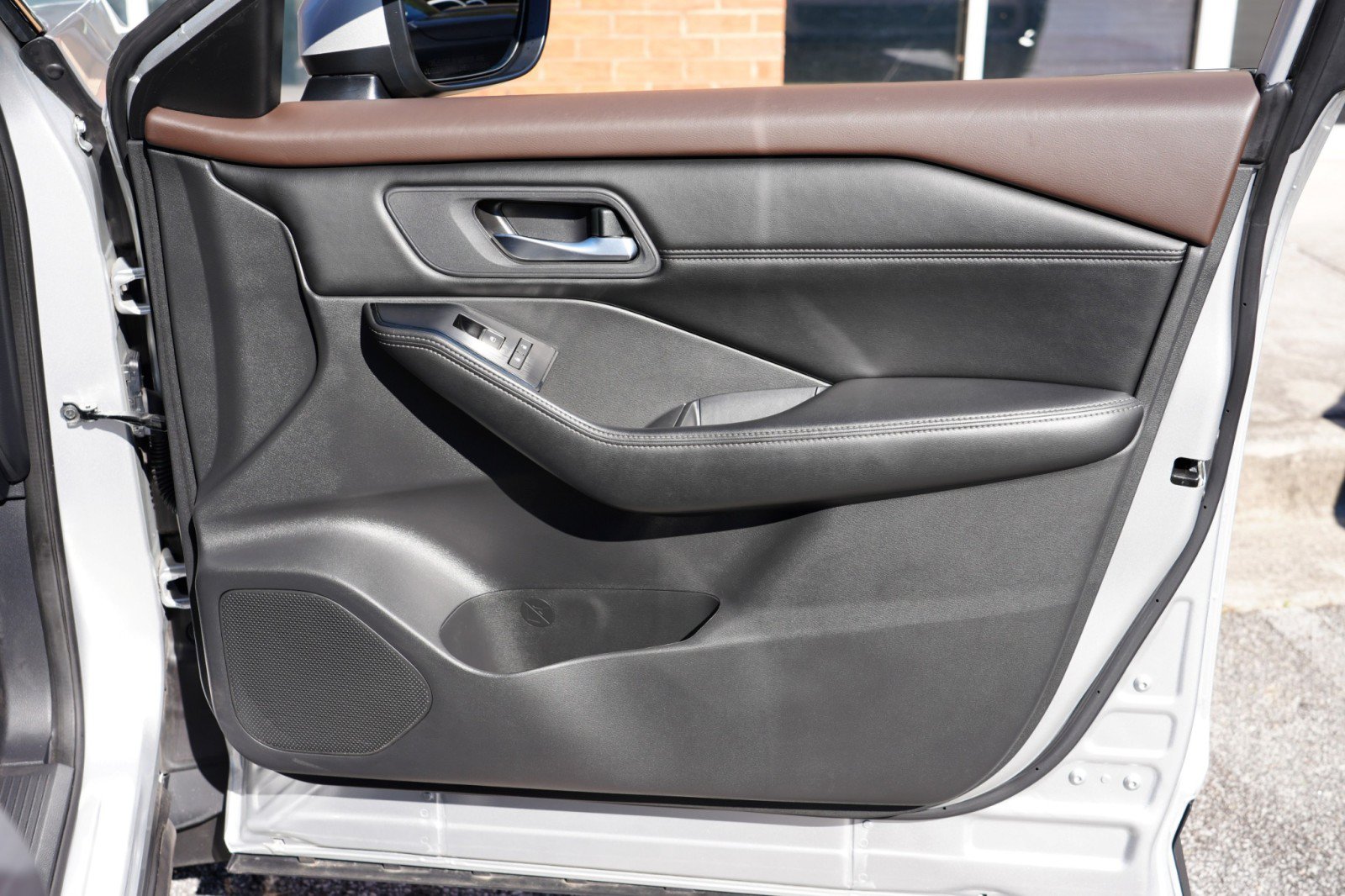 Used 2023 Nissan Rogue SL w/ SL Premium Package FWD image 40