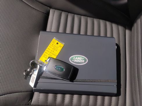 New 2026 Land Rover Discovery Limited Edition AWD/4WD image 34