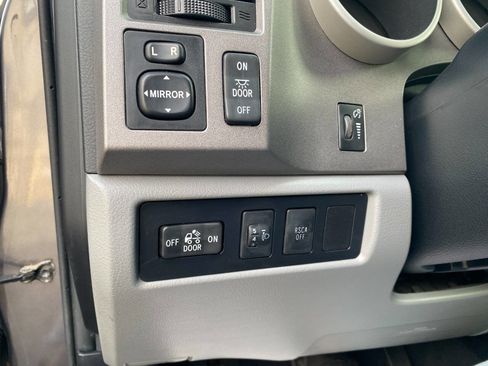 Used 2012 Toyota Tundra 4x4 Double Cab image 20