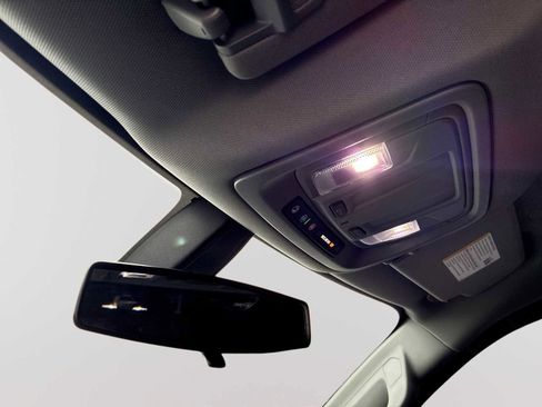 Certified 2021 Chevrolet Silverado 1500 RST image 34