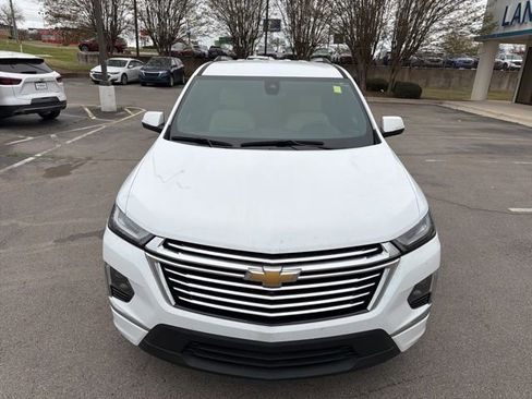 Used 2023 Chevrolet Traverse Premier image 10