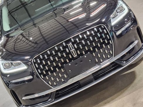 Used 2023 Lincoln Corsair Reserve image 19