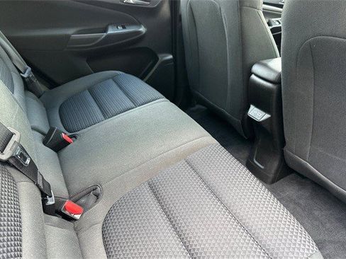 Certified 2022 Chevrolet Bolt EUV LT w/ Comfort Package image 13