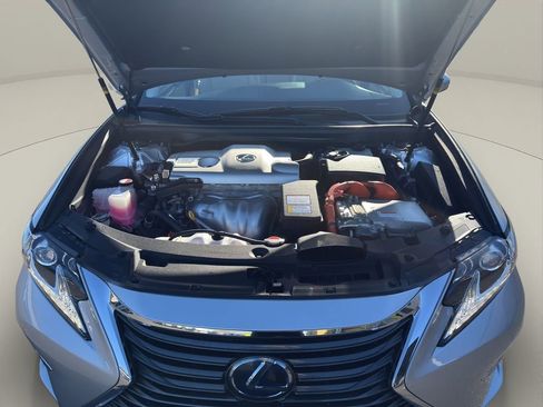 Used 2016 Lexus ES 300h image 15