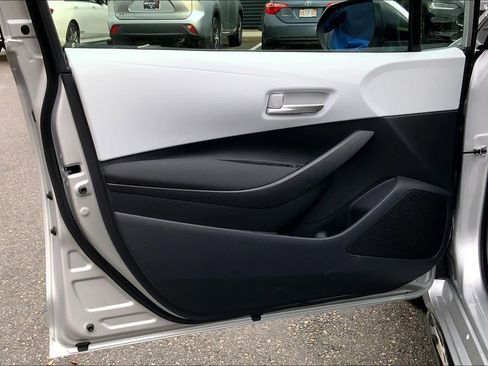 New 2026 Toyota Corolla SE image 10