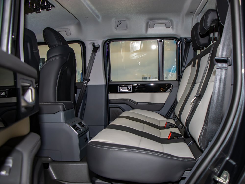 Used 2024 INEOS Grenadier Station Wagon AWD/4WD image 21
