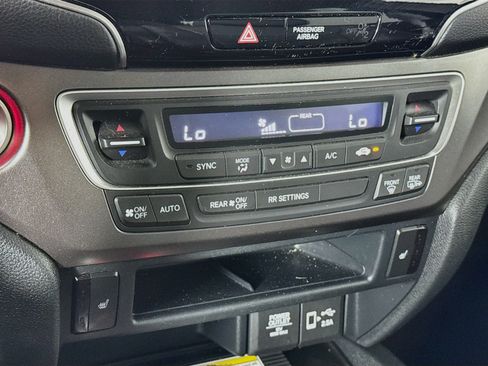 Certified 2023 Honda Passport EX-L image 15