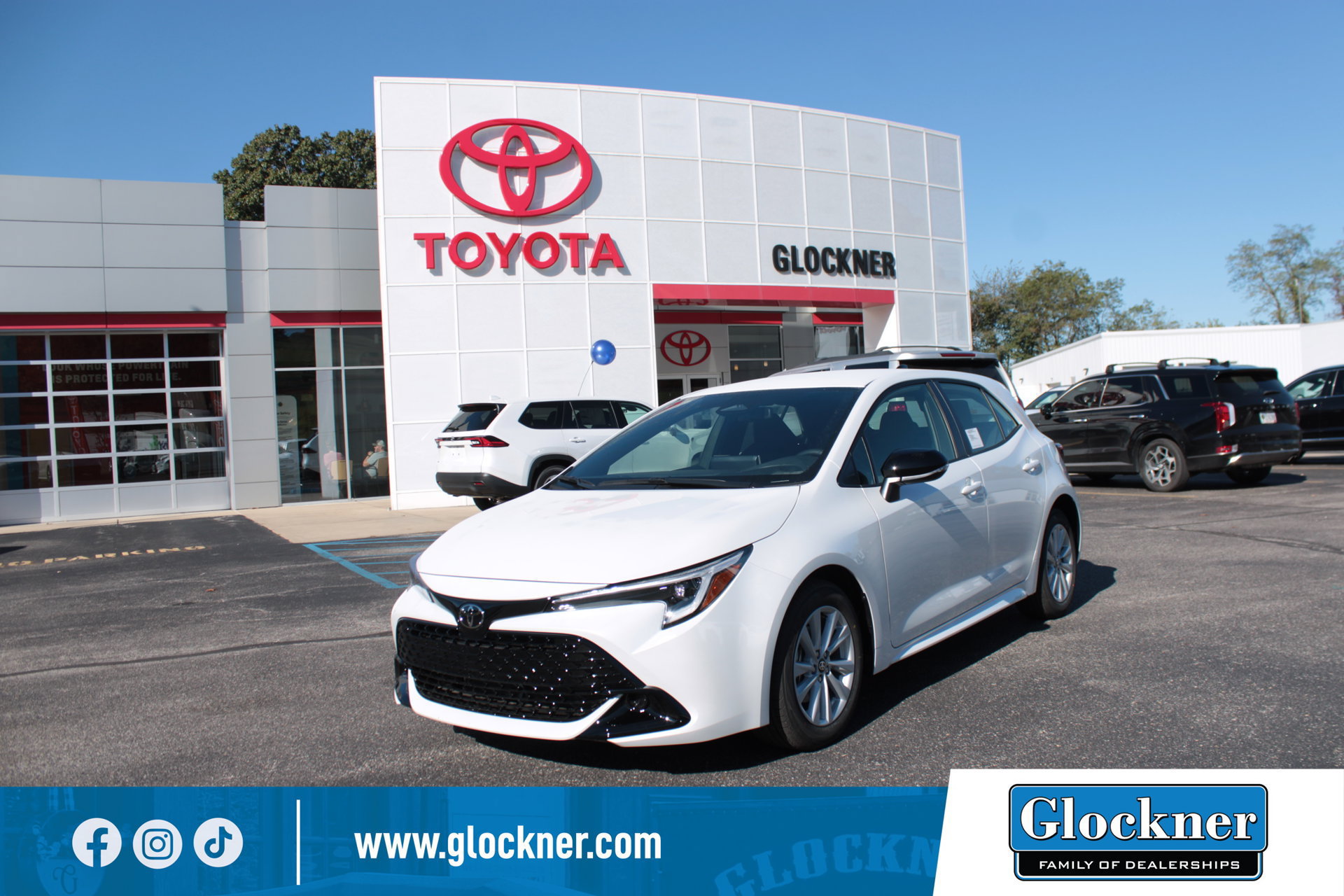New 2027 Toyota Corolla SE FWD image 1
