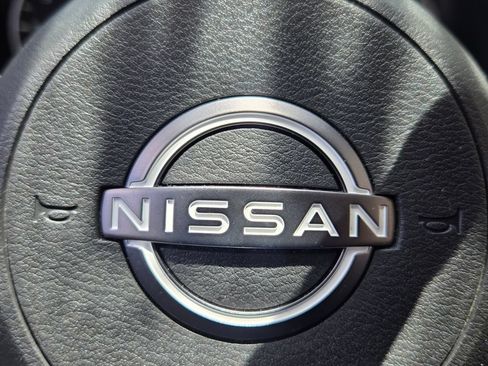 Used 2022 Nissan Rogue SL w/ SL Premium Package FWD image 29