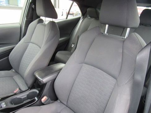 Used 2019 Toyota Corolla SE image 9