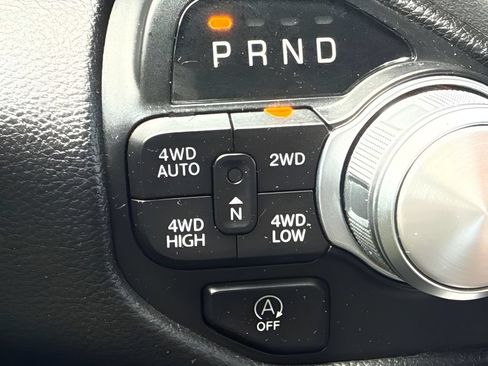 Used 2023 RAM 1500 Laramie AWD/4WD image 14