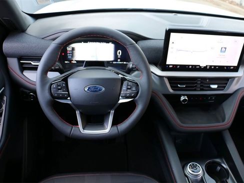 New 2026 Ford Explorer ST-Line w/ ST-Line Street Pack image 23