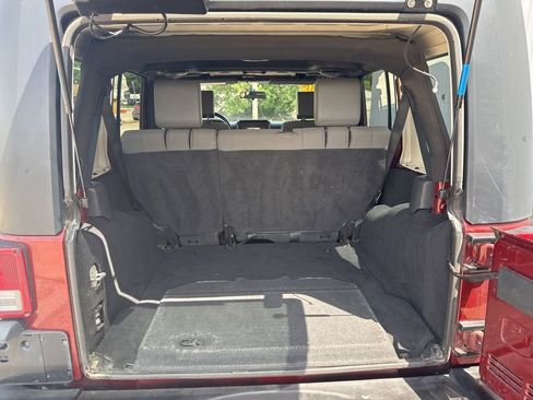 Used 2010 Jeep Wrangler Unlimited Sport AWD/4WD image 3
