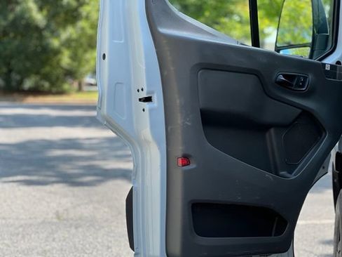 Used 2021 Ford Transit 250 Medium Roof w/ Load Area Protection Package RWD image 9