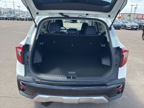 Used 2024 Kia Seltos S AWD/4WD image 30
