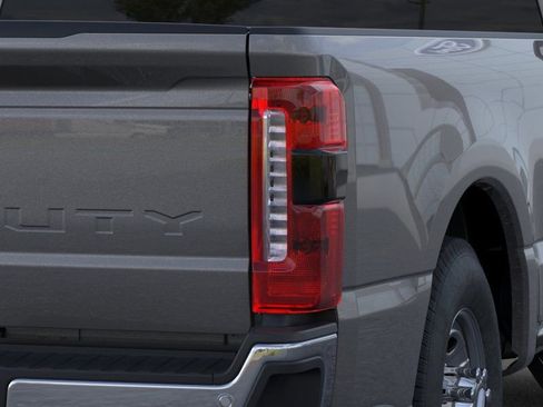 New 2025 Ford F250 XL w/ 360-Degree Camera Package RWD image 22