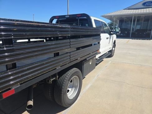 Used 2025 Ford F350 XLT image 11
